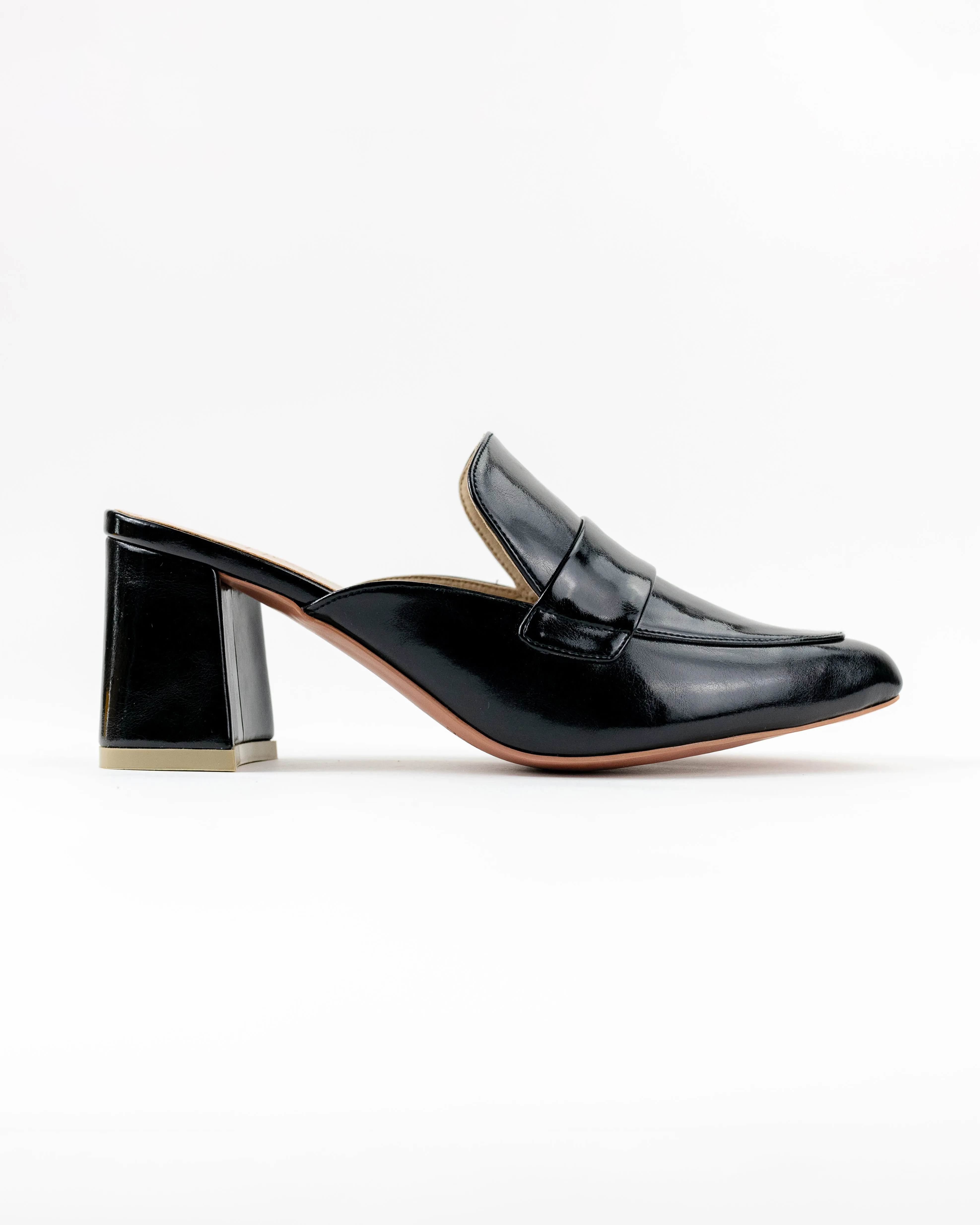 Cynthia Pointy Heel Mules (Black)